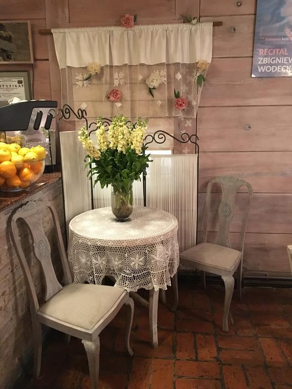 Stajnia Bialy Borek Biskupice Kocurów Εξωτερικό φωτογραφία